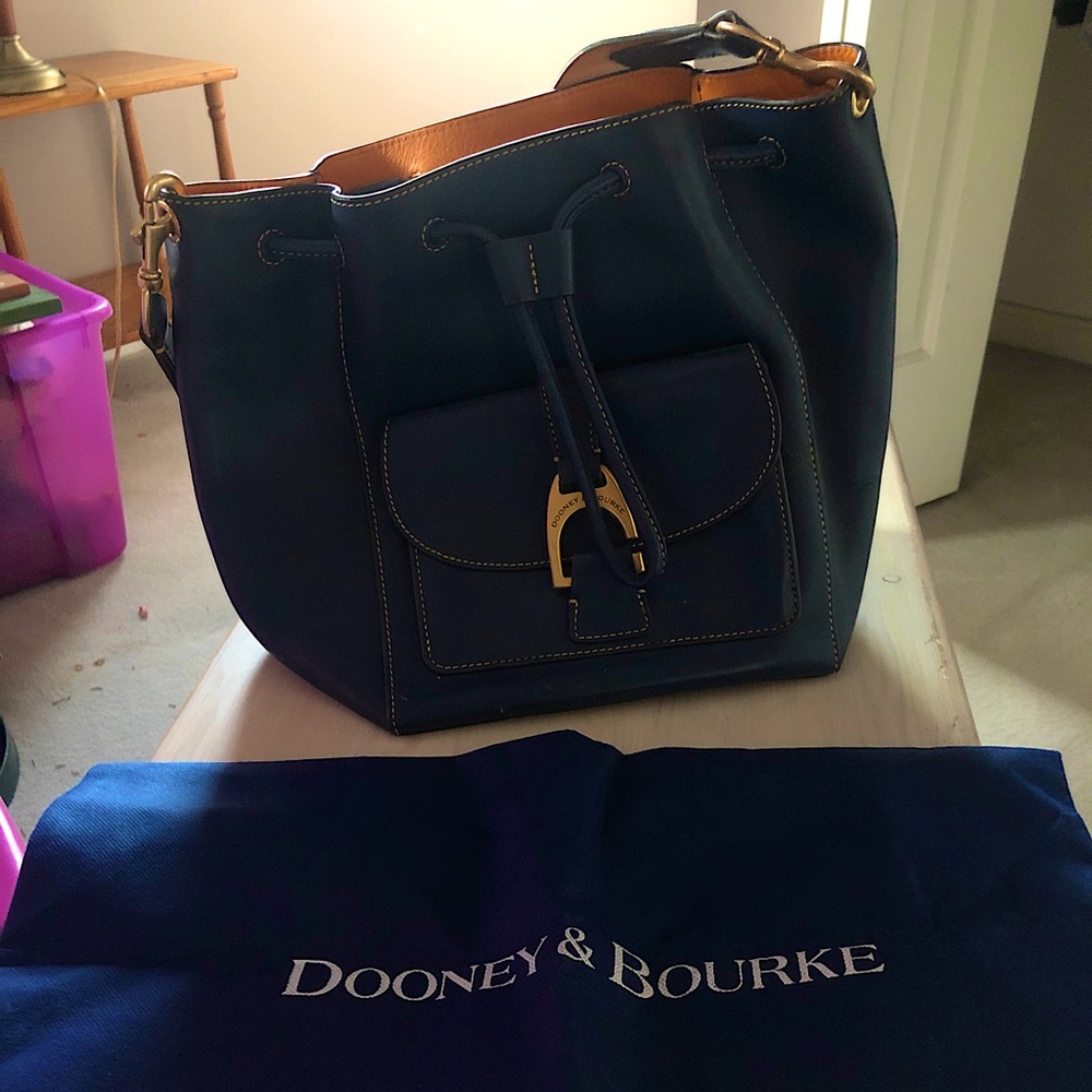 Dooney & Bourne Bucket Bag